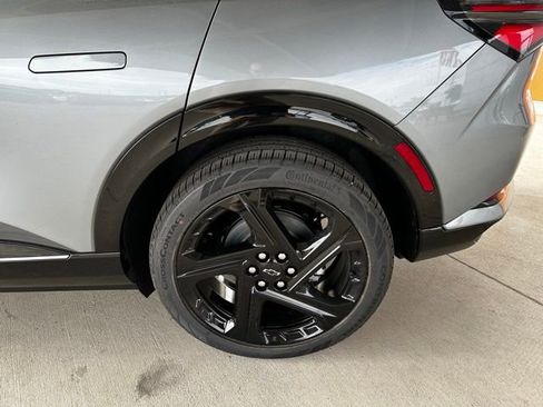 New 2026 Chevrolet Equinox EV RS image 12