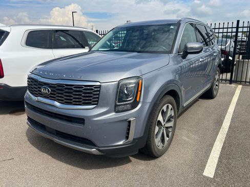 Used 2020 Kia Telluride S FWD image 3