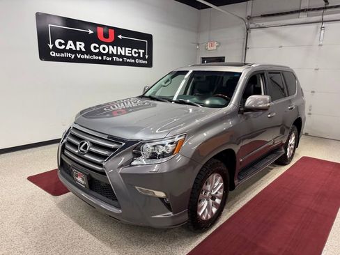 Used 2014 Lexus GX 460 w/ Premium Package AWD/4WD image 3