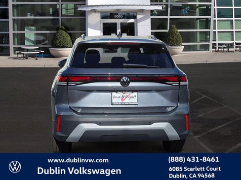 New 2026 Volkswagen Tiguan SE image 5