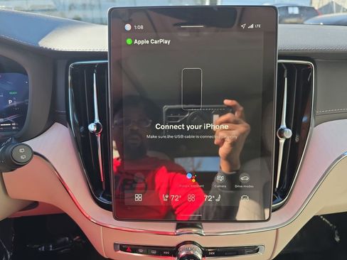 New 2026 Volvo XC60 T8 Ultra w/ Protection Package Premier image 31