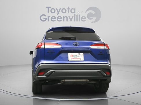 Used 2024 Toyota Corolla Cross AWD Hybrid image 12