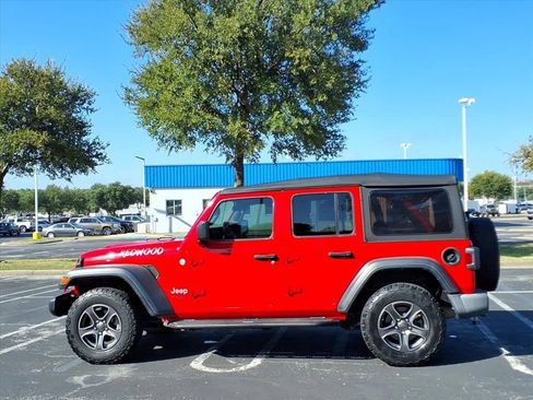 Used 2018 Jeep Wrangler Unlimited Sport S AWD/4WD image 10