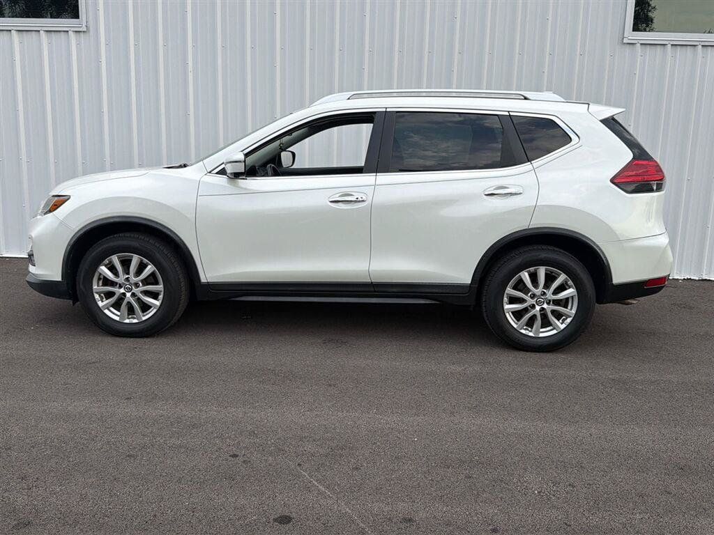 Used 2017 Nissan Rogue SV w/ SV Premium Package AWD/4WD image 5