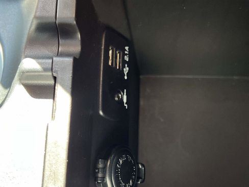 Used 2019 Subaru Crosstrek 2.0i Limited w/ Moonroof Package image 36