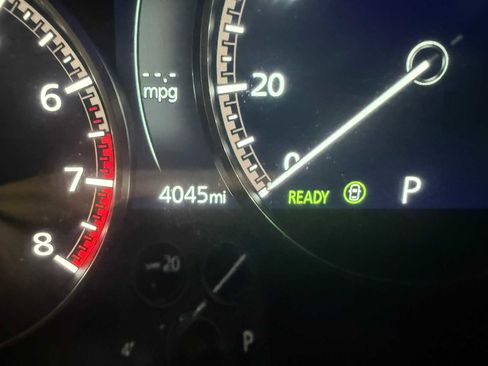 Certified 2025 MAZDA CX-90 3.3 Turbo w/ Preferred Package image 38