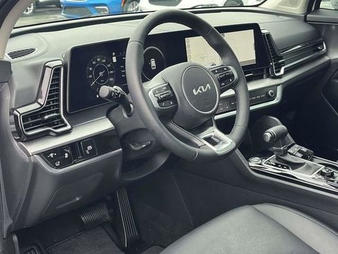 Used 2025 Kia Sportage SX FWD image 12
