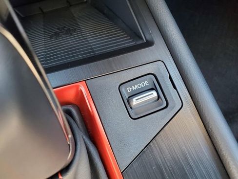 Certified 2025 Nissan Kicks SR image 22