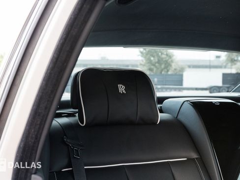 Used 2023 Rolls-Royce Phantom Sedan w/ The Phantom Package image 45