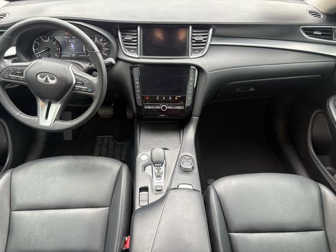 Used 2021 INFINITI QX50 Luxe FWD image 2