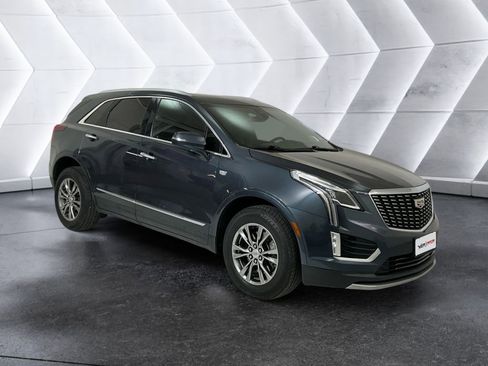Used 2021 Cadillac XT5 Premium Luxury FWD image 1