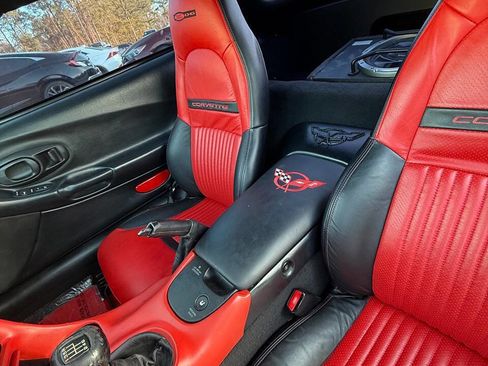 Used 2002 Chevrolet Corvette Z06 image 13