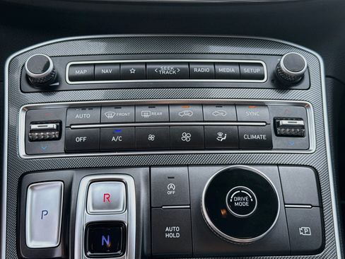 Used 2023 Hyundai Santa Fe SEL FWD image 12
