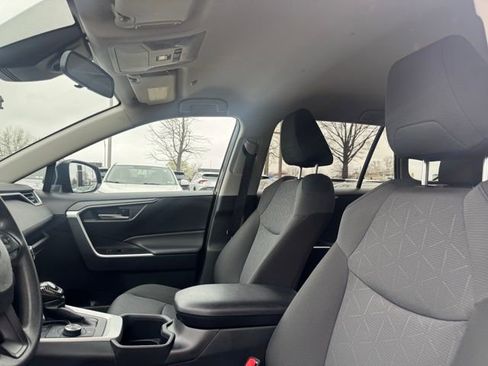 Used 2024 Toyota RAV4 AWD Hybrid image 16