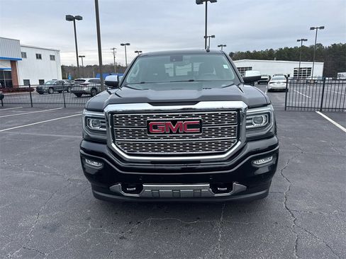 Used 2016 GMC Sierra 1500 Denali w/ Denali Ultimate Package image 3