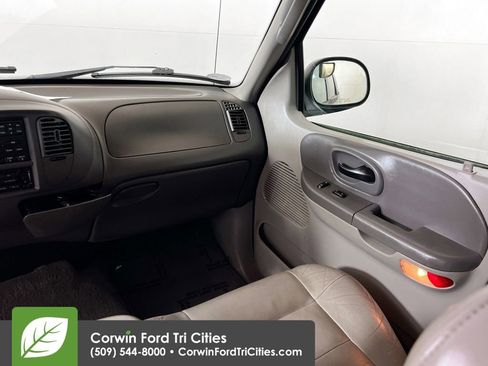 Used 2002 Ford F150 Lariat image 23