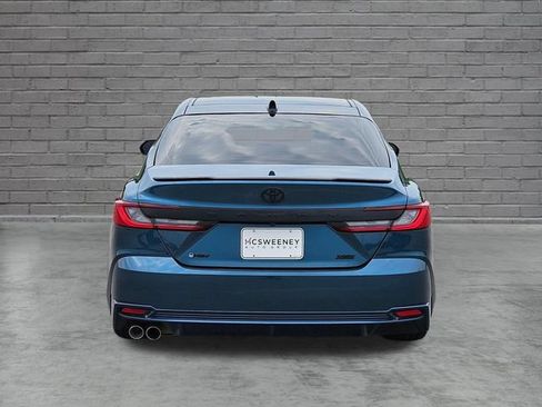 Used 2025 Toyota Camry XSE FWD image 4