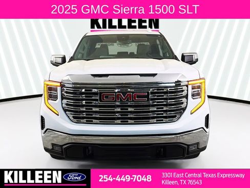 Used 2025 GMC Sierra 1500 SLT image 2