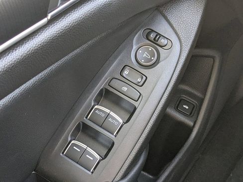 Used 2022 Honda Accord Sport image 19