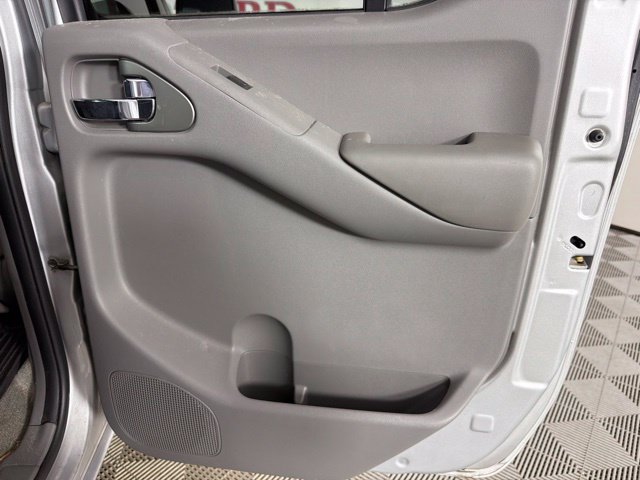 Used 2018 Nissan Frontier SV AWD/4WD image 36