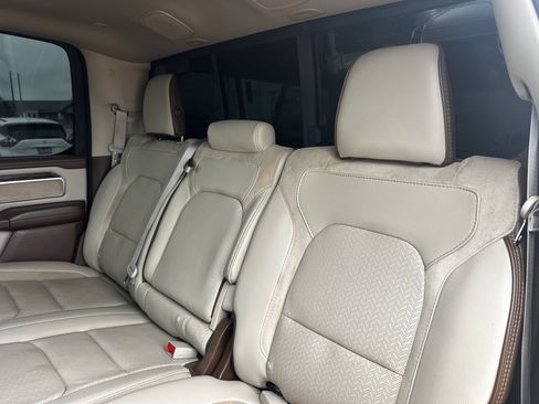 Used 2019 RAM 1500 Laramie image 26