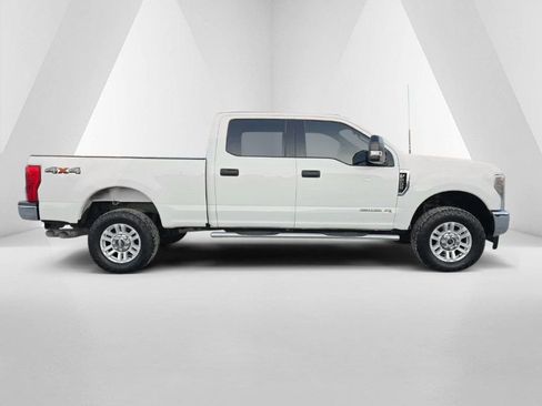 Used 2017 Ford F250 XLT image 4