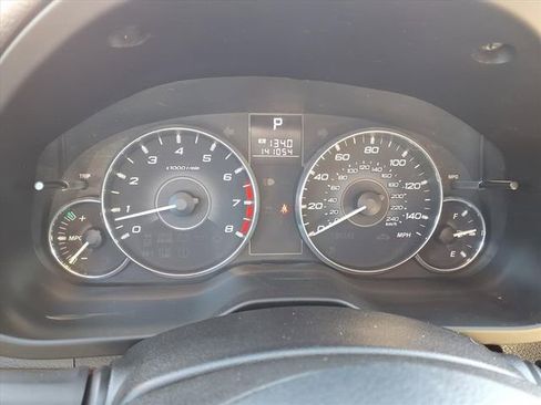 Used 2011 Subaru Outback 2.5i Limited w/ PWR Moonroof Pkg image 12