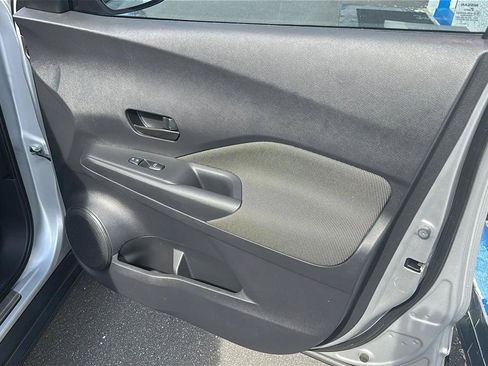 Used 2019 Nissan Kicks S FWD image 30