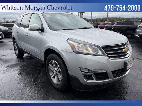 Used 2015 Chevrolet Traverse LT image 3