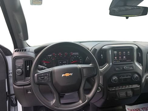 Used 2025 Chevrolet Silverado 1500 W/T RWD image 10