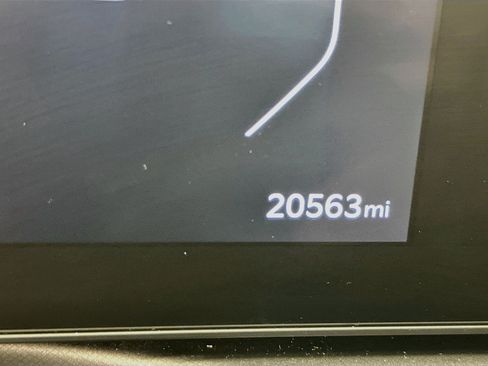 Used 2024 Kia EV9 Wind AWD/4WD image 19