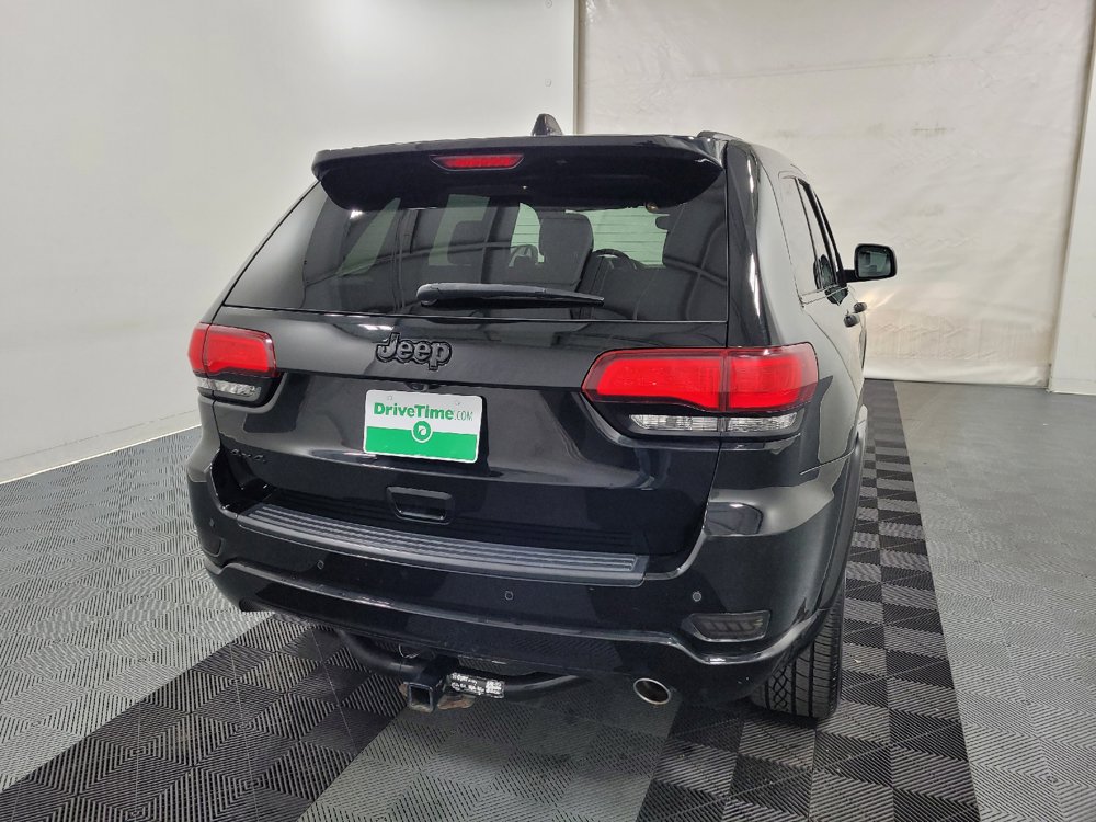 Used 2019 Jeep Grand Cherokee Altitude AWD/4WD image 7