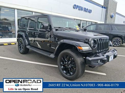 Used 2022 Jeep Wrangler Unlimited High Altitude image 1