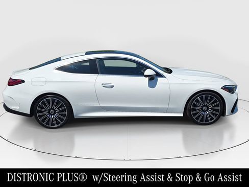 Certified 2025 Mercedes-Benz CLE 300 4MATIC Coupe image 7
