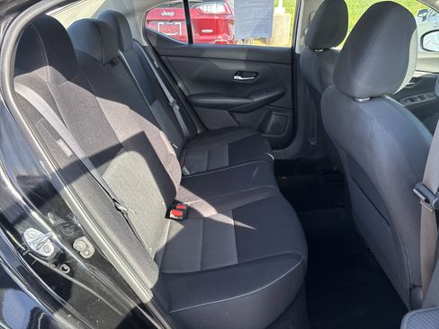 Used 2020 Nissan Sentra SV image 13