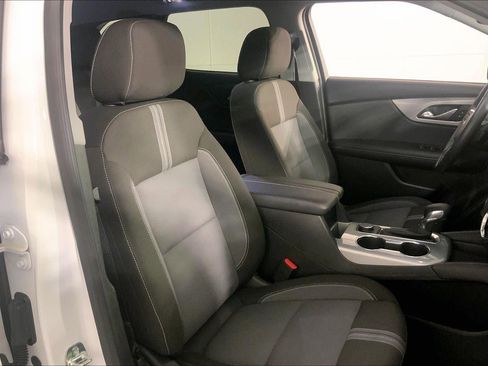 Used 2025 Chevrolet Blazer LT AWD/4WD image 7