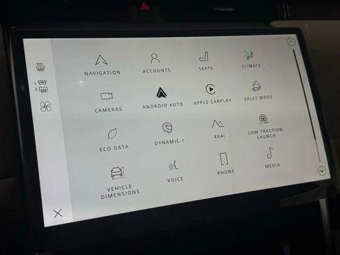 New 2025 Land Rover Discovery Sport S image 34