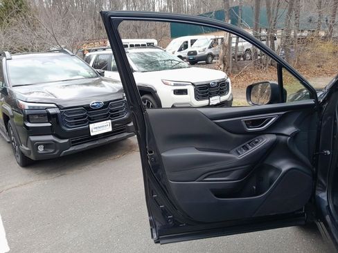 Used 2019 Subaru Forester AWD/4WD image 11