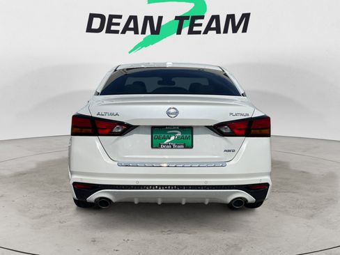 Used 2022 Nissan Altima 2.5 Platinum AWD/4WD image 7