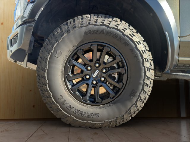Used 2025 Ford F150 Raptor AWD/4WD image 28
