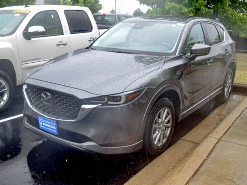 Used 2025 MAZDA CX-5 AWD 2.5 S w/ Preferred Package image 13