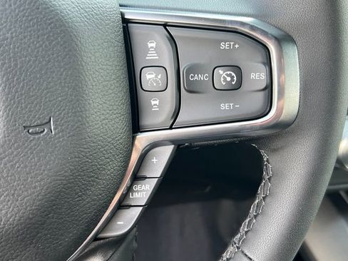 New 2026 RAM 1500 Laramie AWD/4WD image 25
