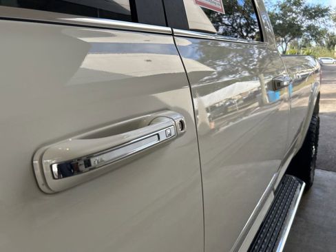 Used 2022 RAM 3500 Limited AWD/4WD image 18