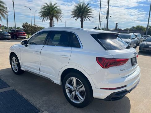 Used 2019 Audi Q3 2.0T Premium Plus w/ Premium Plus Package AWD/4WD image 3