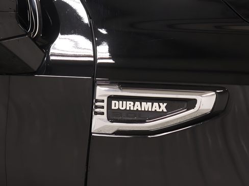 Used 2025 GMC Yukon XL Elevation w/ Elevation Premium Package AWD/4WD image 39