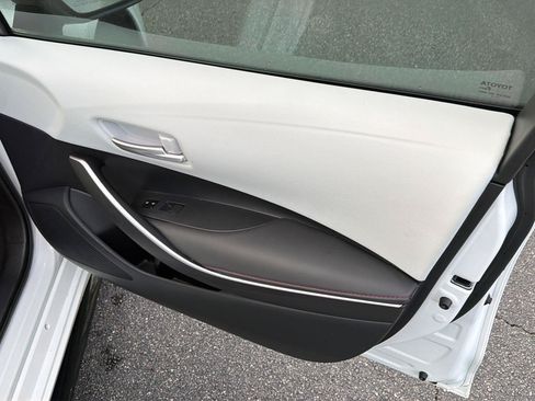 Certified 2024 Toyota Corolla SE FWD image 14