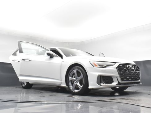 Used 2024 Audi A6 Premium Plus image 33