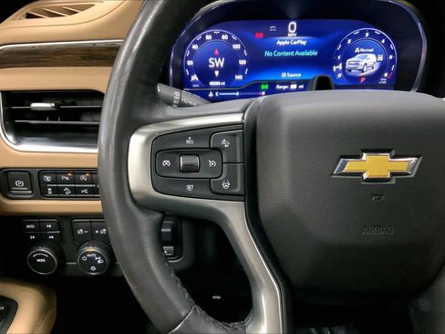 Used 2023 Chevrolet Tahoe Premier w/ Advanced Technology Package AWD/4WD image 24