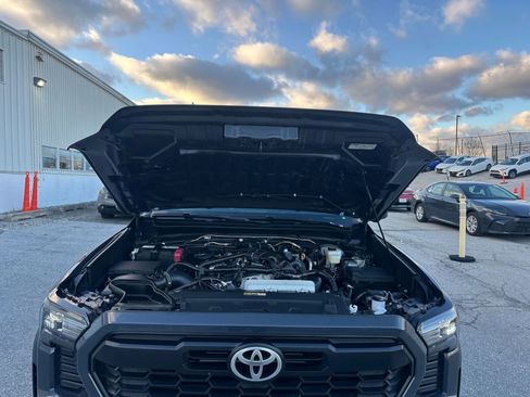 Used 2025 Toyota Tacoma TRD Off-Road image 30