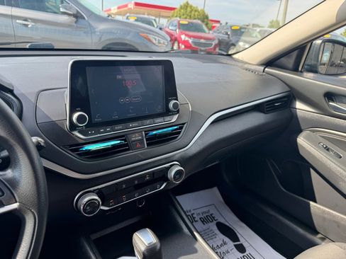 Used 2020 Nissan Altima 2.5 S FWD image 27